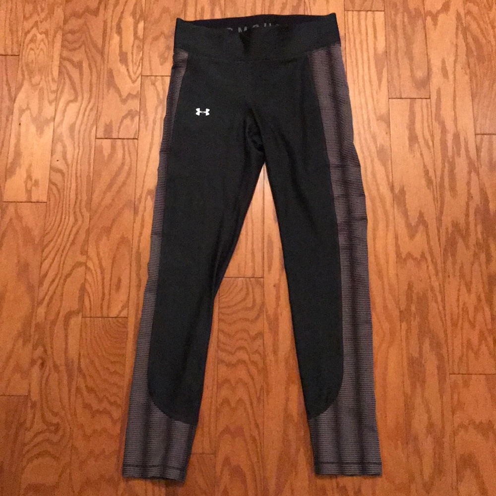 Under Armour compression leggings